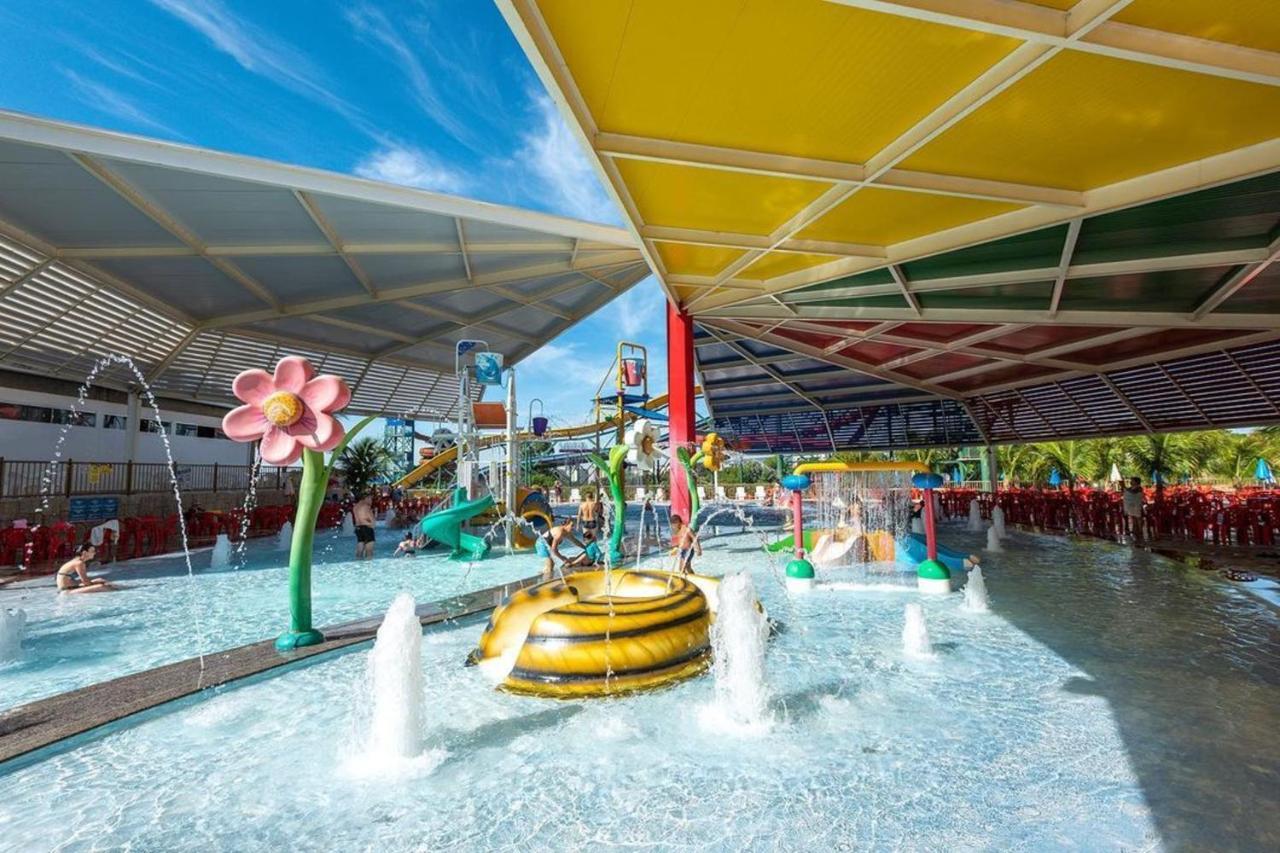 Diroma Resort Internacional Incluso 1 Acesso Ao Acqua Park Vulcao Caldas Novas Exterior photo